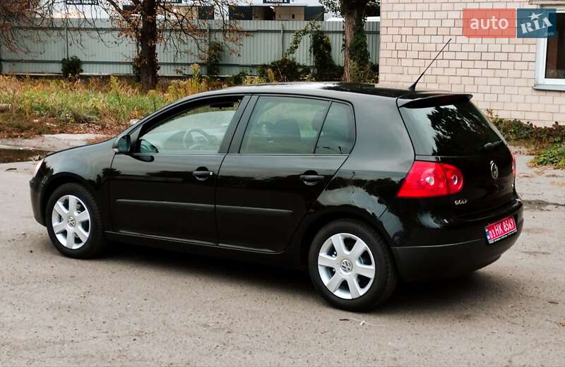 Хетчбек Volkswagen Golf 2008 в Полтаві