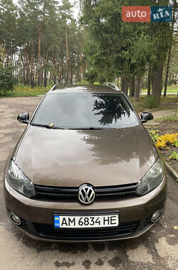Універсал Volkswagen Golf 2012 в Житомирі
