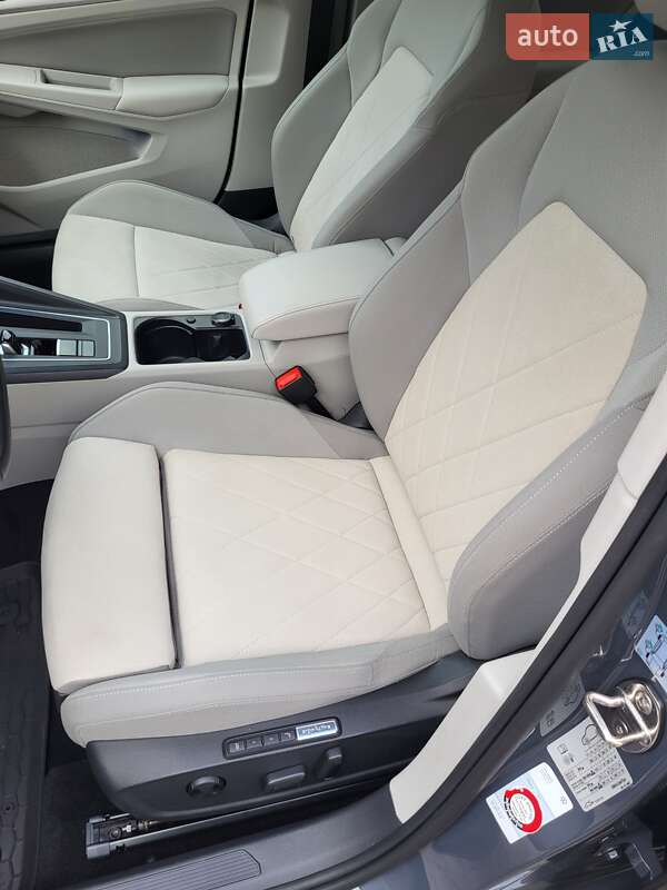 Універсал Volkswagen Golf 2021 в Кременчуці