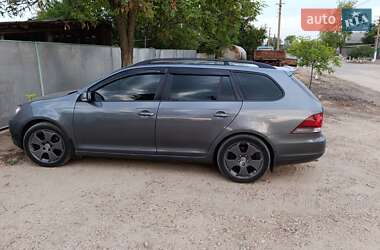 Универсал Volkswagen Golf 2011 в Измаиле
