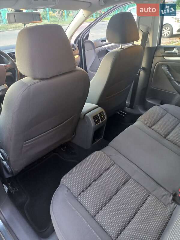 Универсал Volkswagen Golf 2008 в Житомире