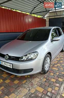 Хэтчбек Volkswagen Golf 2009 в Николаеве