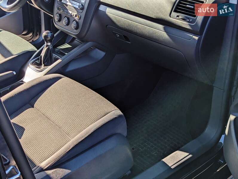 Универсал Volkswagen Golf 2007 в Ровно