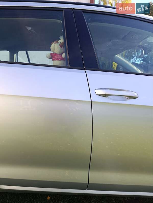 Універсал Volkswagen Golf 2015 в Летичіві