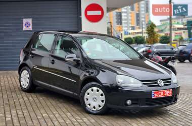 Хэтчбек Volkswagen Golf 2008 в Львове