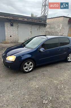 Хэтчбек Volkswagen Golf 2008 в Днепре
