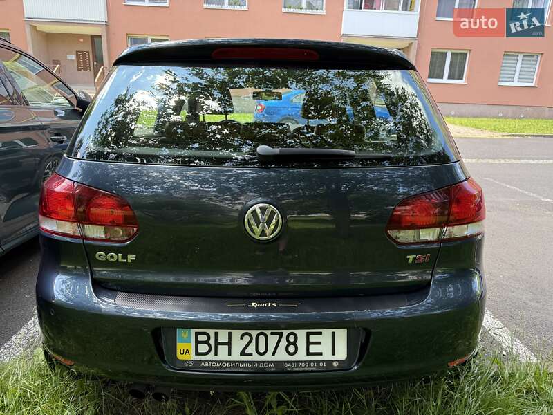 Хетчбек Volkswagen Golf 2012 в Одесі