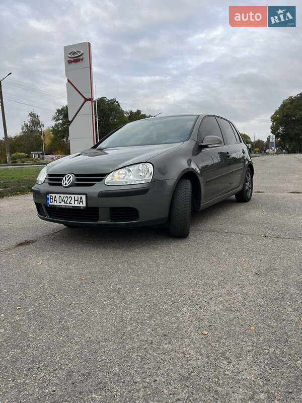 Volkswagen Golf 2004