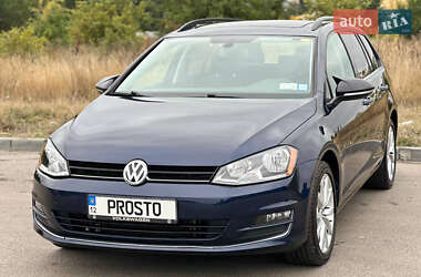 Універсал Volkswagen Golf 2017 в Кропивницькому