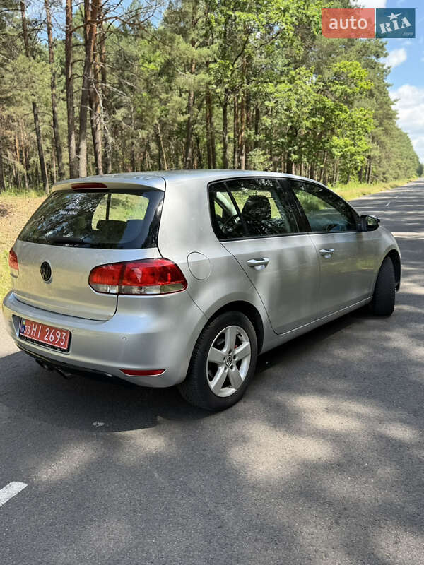 Хетчбек Volkswagen Golf 2009 в Луцьку