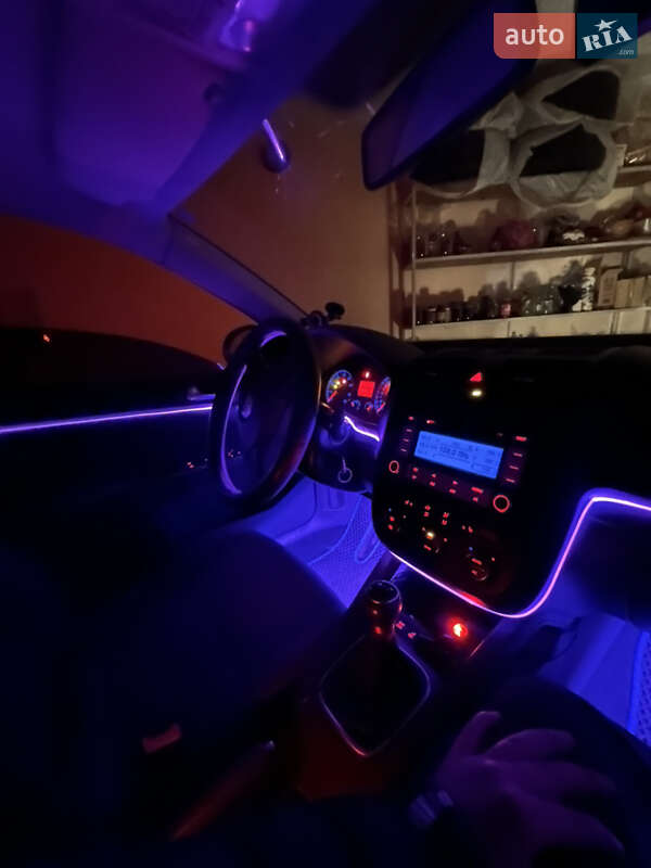 Універсал Volkswagen Golf 2007 в Чернігові