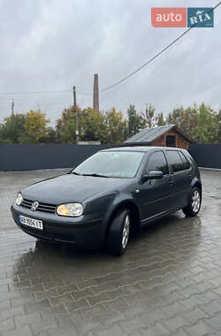 Хэтчбек Volkswagen Golf 2000 в Баре