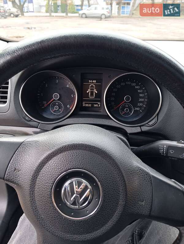 Универсал Volkswagen Golf 2010 в Черкассах