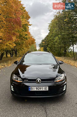 Универсал Volkswagen Golf 2016 в Черкассах