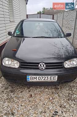Хэтчбек Volkswagen Golf 2001 в Сумах