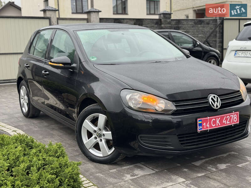 Хетчбек Volkswagen Golf 2012 в Львові