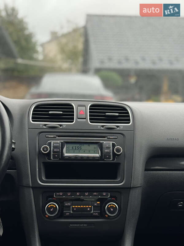 Хетчбек Volkswagen Golf 2012 в Львові