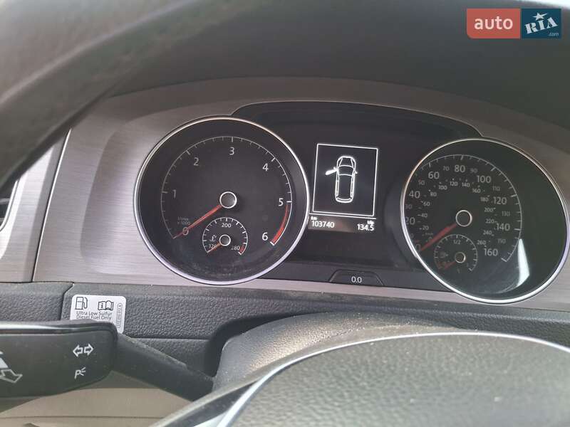 Універсал Volkswagen Golf 2015 в Жмеринці