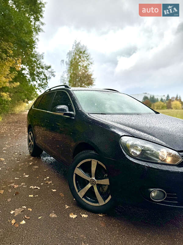 Универсал Volkswagen Golf 2011 в Нежине