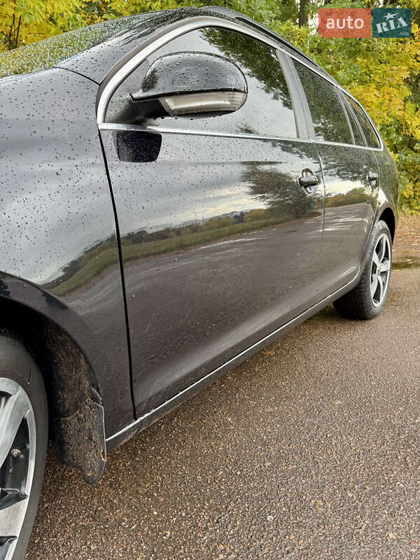 Универсал Volkswagen Golf 2011 в Нежине