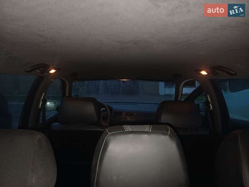 Універсал Volkswagen Golf 2006 в Кривому Розі