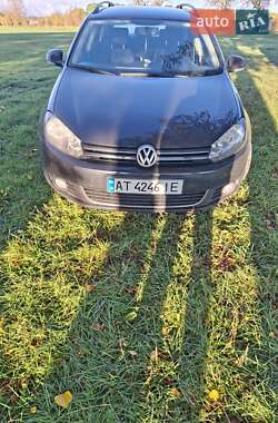 Універсал Volkswagen Golf 2010 в Івано-Франківську