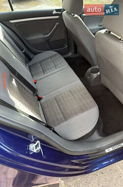 Хэтчбек Volkswagen Golf 2006 в  фото 12 Хэтчбек Volkswagen Golf 2006 в