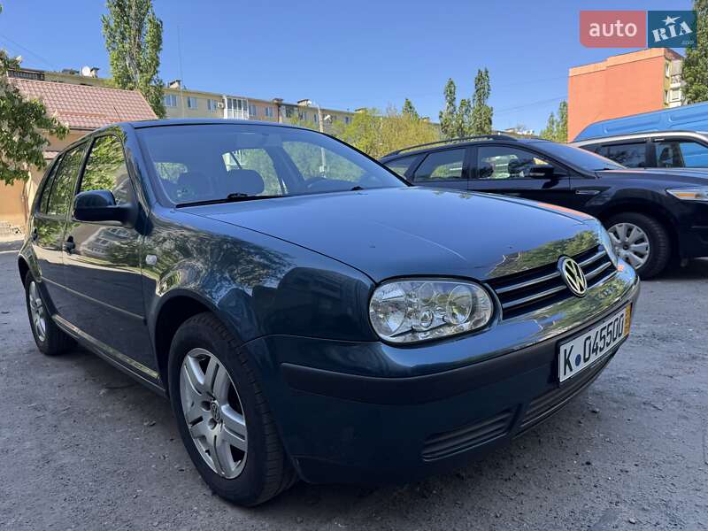 Хэтчбек Volkswagen Golf 2002 в Кременчуге фото 3 Хэтчбек Volkswagen Golf 2002 в Кременчуге