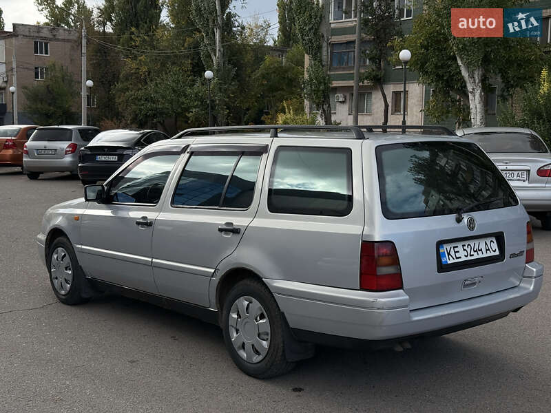 Універсал Volkswagen Golf 1996 в Кривому Розі фото 4 Універсал Volkswagen Golf 1996 в Кривому Розі