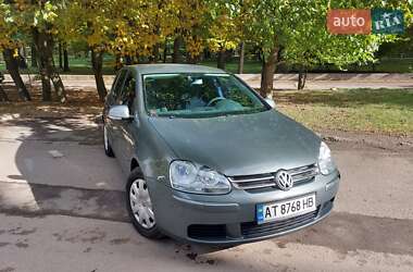 Хэтчбек Volkswagen Golf 2005 в Ивано-Франковске