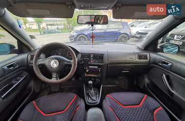Хэтчбек Volkswagen Golf 1998 в  фото 4 Хэтчбек Volkswagen Golf 1998 в
