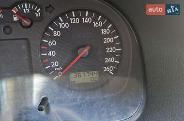 Хэтчбек Volkswagen Golf 1998 в  фото 14 Хэтчбек Volkswagen Golf 1998 в