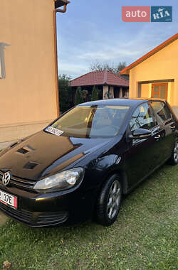 Хетчбек Volkswagen Golf 2009 в Ужгороді