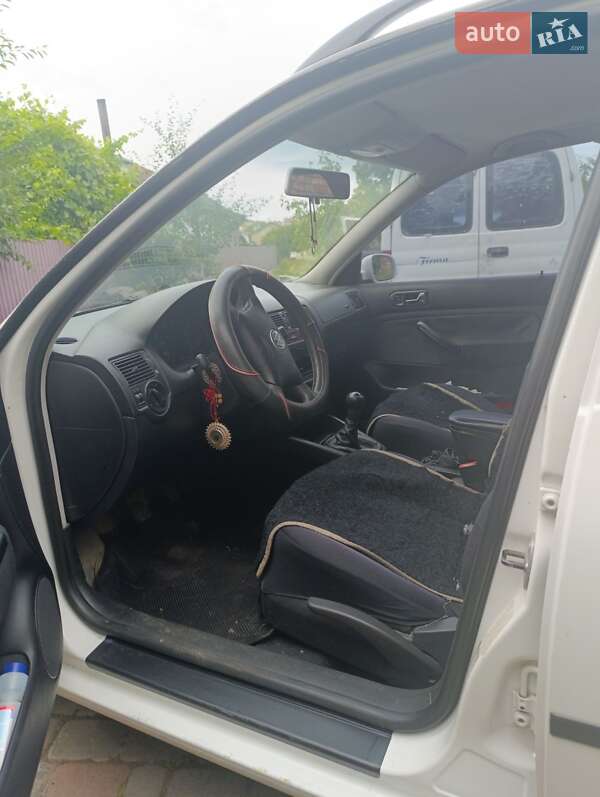 Універсал Volkswagen Golf 2005 в Івано-Франківську