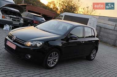 Хетчбек Volkswagen Golf 2009 в Мукачевому
