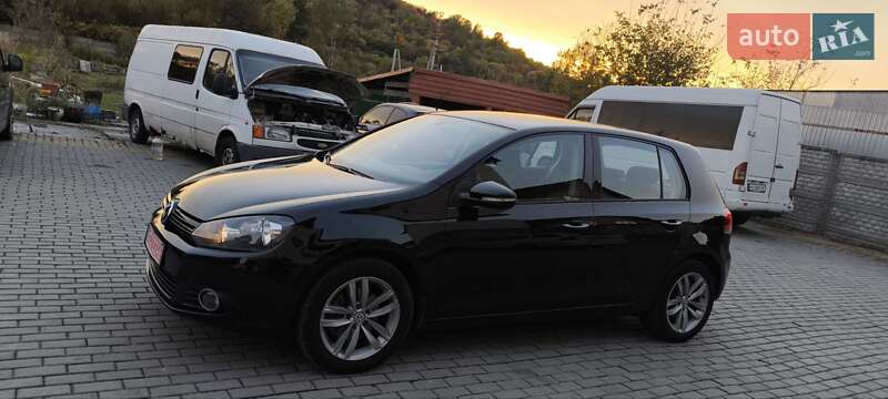 Хетчбек Volkswagen Golf 2009 в Мукачевому