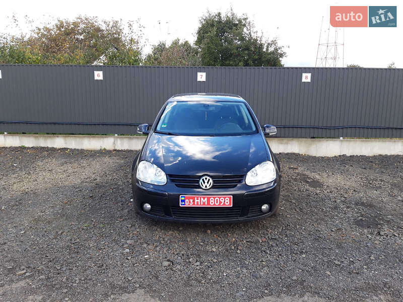 Хетчбек Volkswagen Golf 2009 в Луцьку