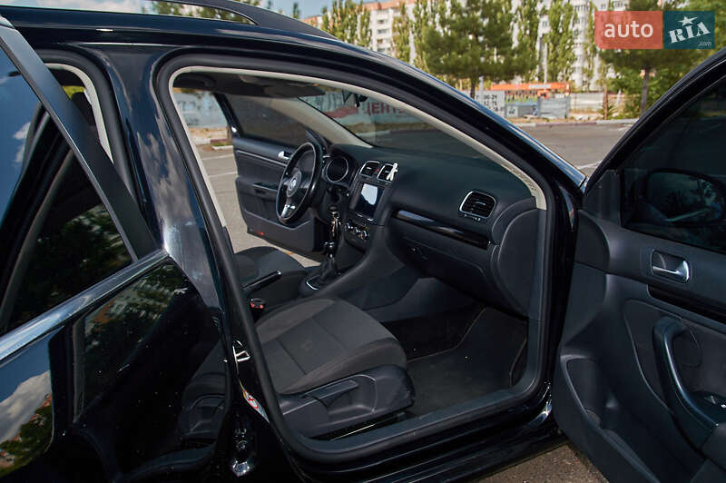 Универсал Volkswagen Golf 2011 в Николаеве фото 25 Универсал Volkswagen Golf 2011 в Николаеве