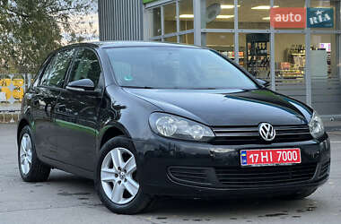 Хэтчбек Volkswagen Golf 2010 в Лубнах