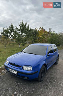 Хетчбек Volkswagen Golf 2000 в Полтаві