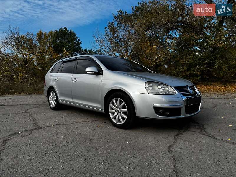 Универсал Volkswagen Golf 2007 в Днепре