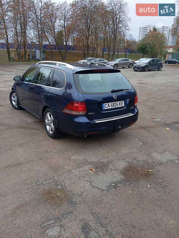 Универсал Volkswagen Golf 2010 в Черкассах