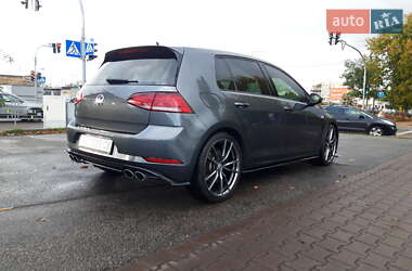 Хэтчбек Volkswagen Golf 2018 в Киеве
