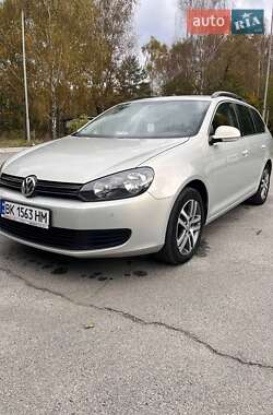 Универсал Volkswagen Golf 2010 в Славуте