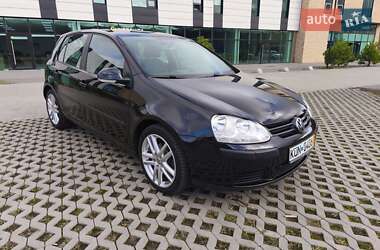 Хетчбек Volkswagen Golf 2006 в Хмельницькому