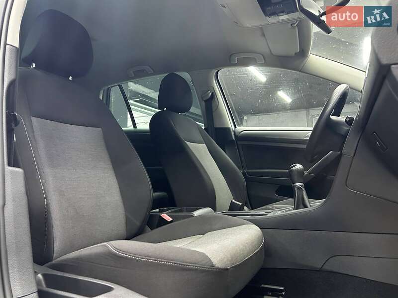 Хэтчбек Volkswagen Golf 2012 в Черновцах фото 16 Хэтчбек Volkswagen Golf 2012 в Черновцах