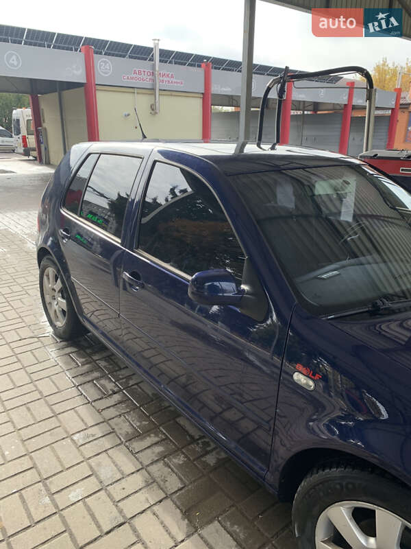 Хэтчбек Volkswagen Golf 2003 в Дубно фото 10 Хэтчбек Volkswagen Golf 2003 в Дубно