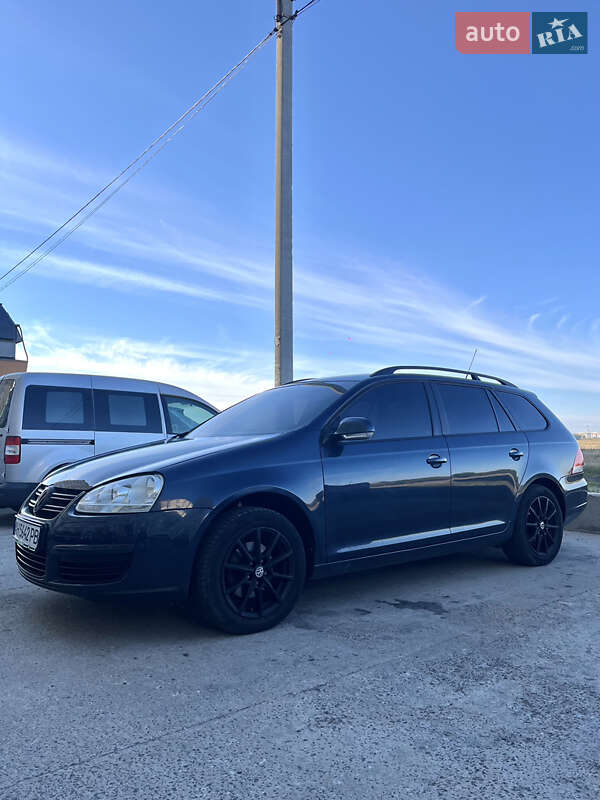 Универсал Volkswagen Golf 2008 в Одессе