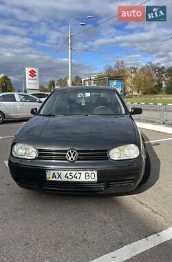 Хэтчбек Volkswagen Golf 2003 в Харькове