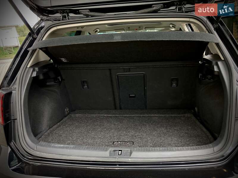 Хэтчбек Volkswagen Golf 2019 в Киеве фото 13 Хэтчбек Volkswagen Golf 2019 в Киеве